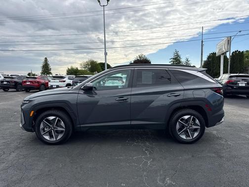 Ecotronic Gray 2025 Hyundai TUCSON SEL