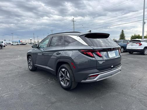 Ecotronic Gray 2025 Hyundai TUCSON SEL