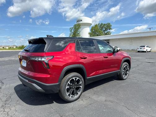 Radiant Red Tintcoat 2026 Chevrolet Equinox 1LT
