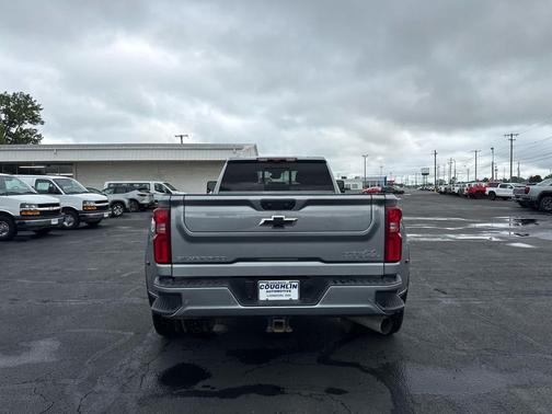 Sterling Gray Metallic 2025 Chevrolet Silverado 3500 High Country