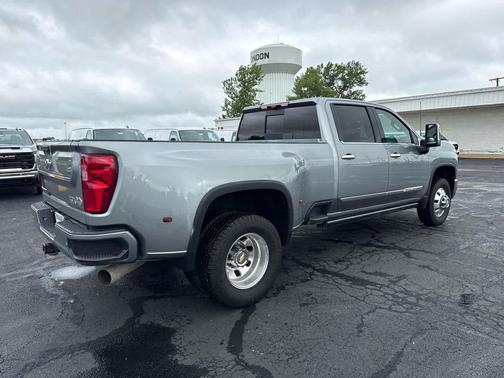 Sterling Gray Metallic 2025 Chevrolet Silverado 3500 High Country