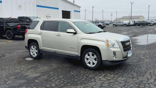 Champagne Silver Metallic 2015 GMC Terrain SLE-1