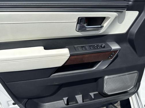 Wind Chill Pearl 2024 Toyota Sequoia Capstone