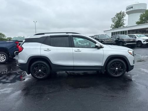 Quicksilver Metallic 2019 GMC Terrain SLE
