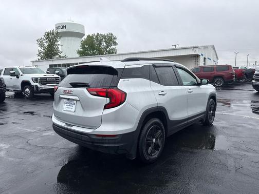 Quicksilver Metallic 2019 GMC Terrain SLE