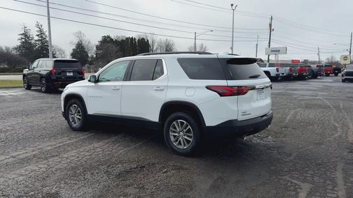 2023 Chevrolet Traverse LT Leather