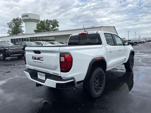 Summit White 2026 GMC Canyon Elevation