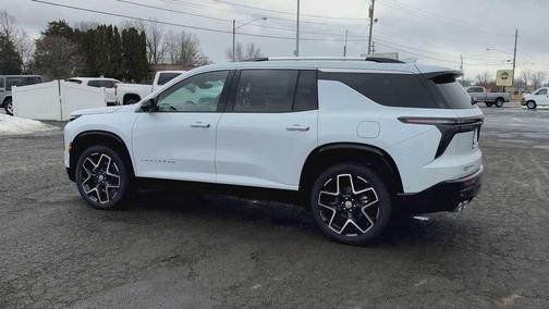Polar White Tricoat 2026 Chevrolet Traverse High Country