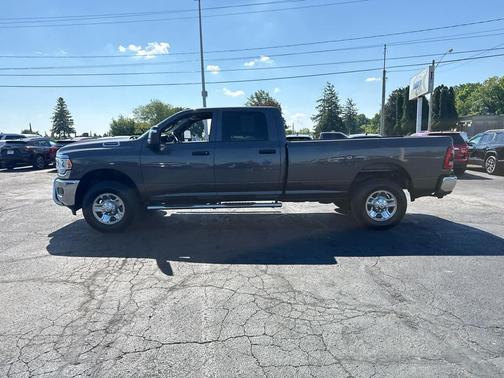 Granite Crystal Metallic Clearcoat 2024 RAM 2500 Tradesman Crew Cab 4x4 8' Box