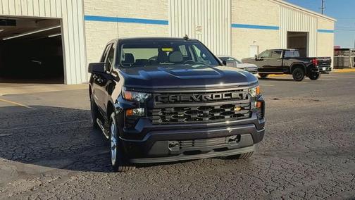 2022 Chevrolet Silverado 1500 Custom