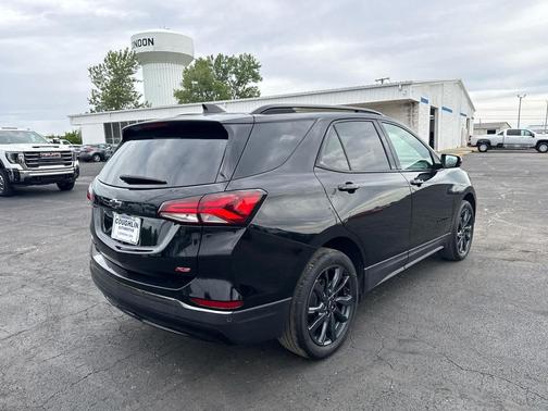 Mosaic Black Metallic 2023 Chevrolet Equinox FWD RS