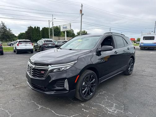 Mosaic Black Metallic 2023 Chevrolet Equinox FWD RS