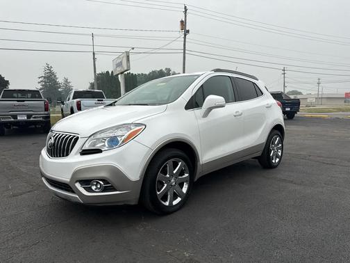 White Pearl Tricoat 2016 Buick Encore Leather