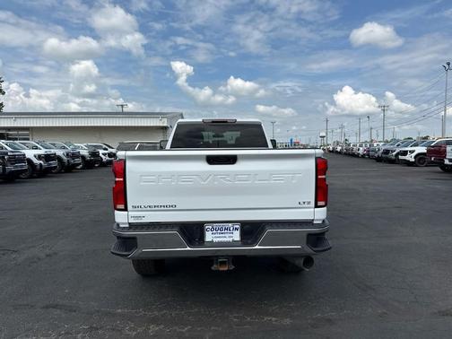 Summit White 2025 Chevrolet Silverado 3500 LTZ