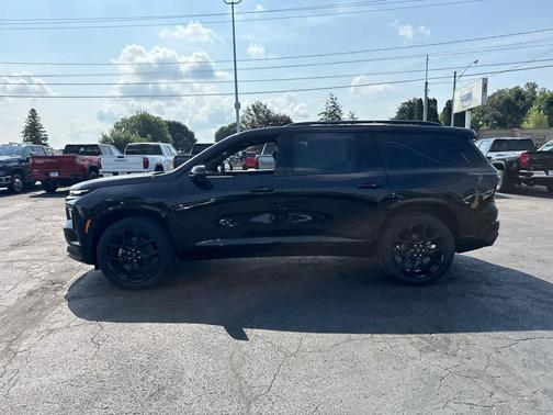 Mosaic Black Metallic 2026 Chevrolet Traverse RS