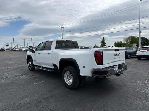 Summit White 2026 GMC Sierra 3500 SLT