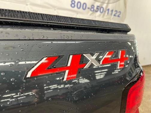 Photo 5 of 26 of 2019 Chevrolet Silverado 2500 High Country