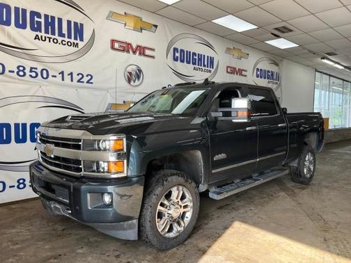 Photo 1 of 26 of 2019 Chevrolet Silverado 2500 High Country