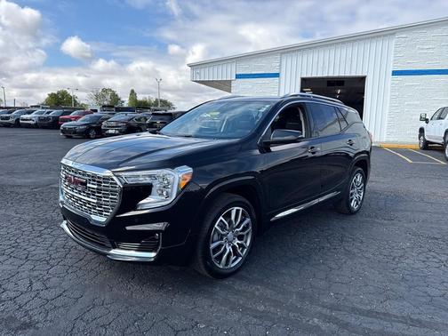 2023 GMC Terrain Denali