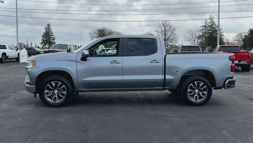 Sterling Gray Metallic 2024 Chevrolet Silverado 1500 LT