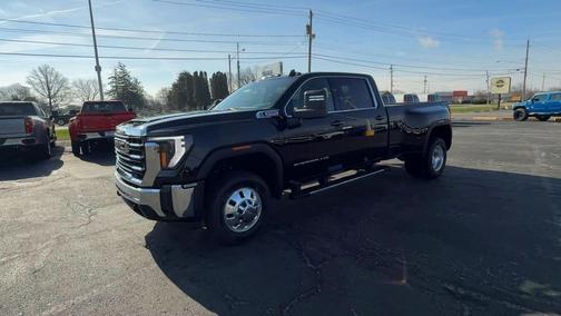 Onyx Black 2026 GMC Sierra 3500 SLE