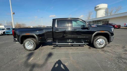 Onyx Black 2026 GMC Sierra 3500 SLE