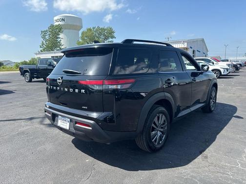 Super Black 2025 Nissan Pathfinder SV 4WD