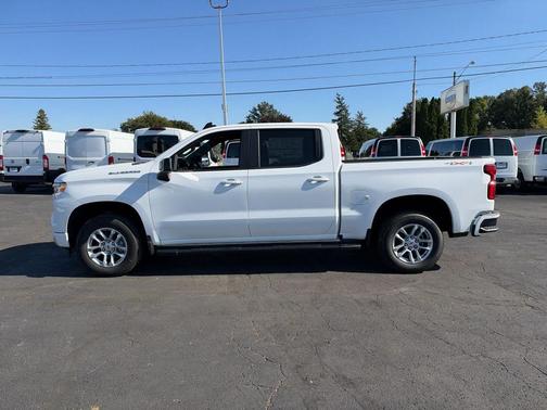 Summit White 2026 Chevrolet Silverado 1500 RST