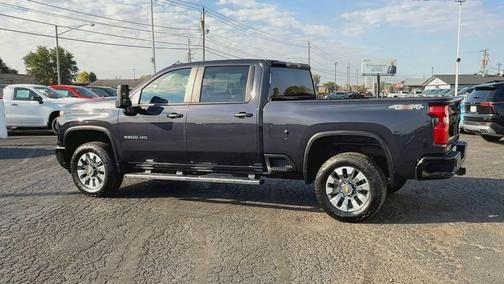 2024 Chevrolet Silverado 2500 Custom