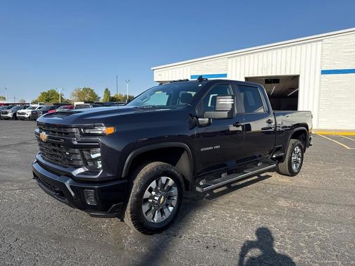2024 Chevrolet Silverado 2500 Custom