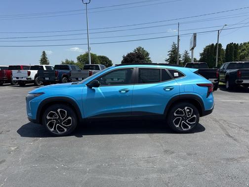 Marina Blue Metallic 2026 Chevrolet Trax FWD 2RS
