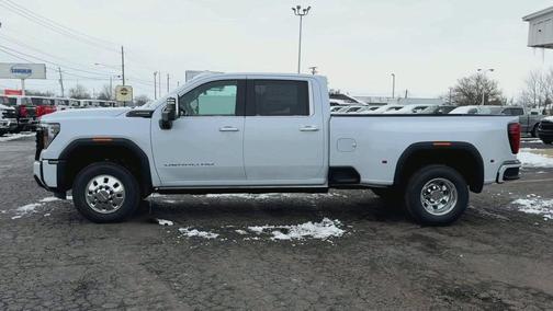 2026 GMC Sierra 3500 Denali