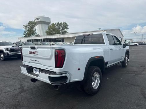 Glacier White Tricoat 2026 GMC Sierra 3500 Denali