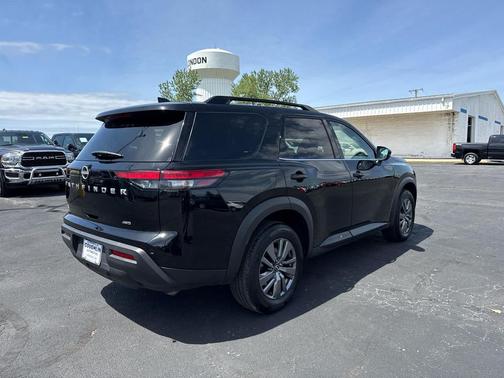 Super Black 2025 Nissan Pathfinder SV 4WD