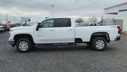 2026 Chevrolet Silverado 3500 LT
