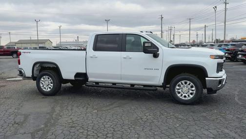 2026 Chevrolet Silverado 3500 LT