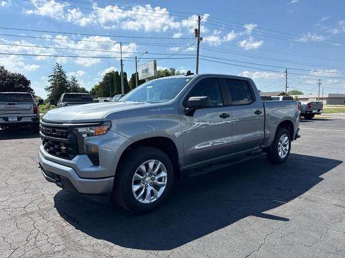 Sterling Gray Metallic 2025 Chevrolet Silverado 1500 Custom