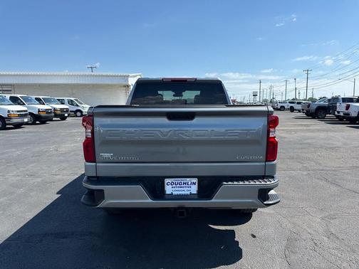 Sterling Gray Metallic 2025 Chevrolet Silverado 1500 Custom
