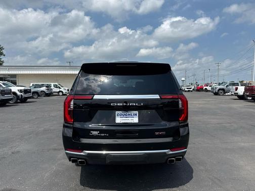 Onyx Black 2025 GMC Yukon XL Denali