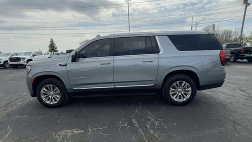 Sterling Metallic 2024 GMC Yukon XL SLT