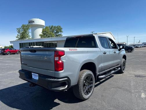 Sterling Gray Metallic 2026 Chevrolet Silverado 1500 Custom Trail Boss