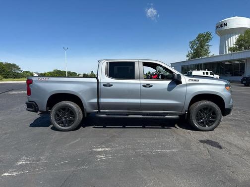 Sterling Gray Metallic 2026 Chevrolet Silverado 1500 Custom Trail Boss