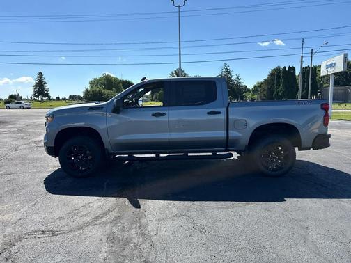 Sterling Gray Metallic 2026 Chevrolet Silverado 1500 Custom Trail Boss