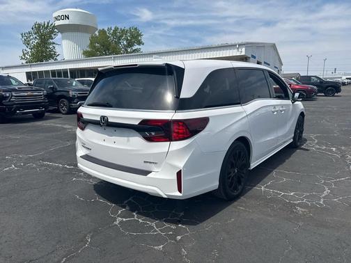 Crystal Black Pearl 2025 Honda Odyssey Sport-L