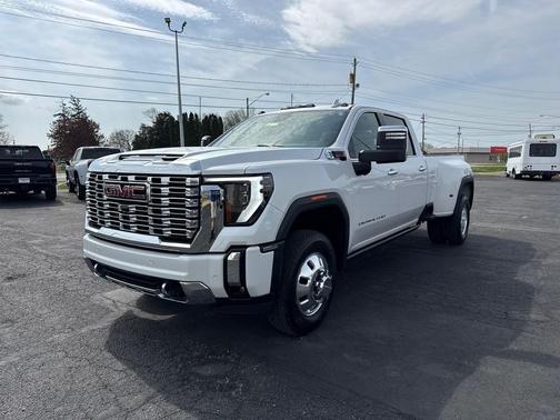 White Frost Tricoat 2024 GMC Sierra 3500 Denali