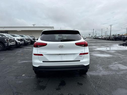 White Cream 2021 Hyundai TUCSON Value