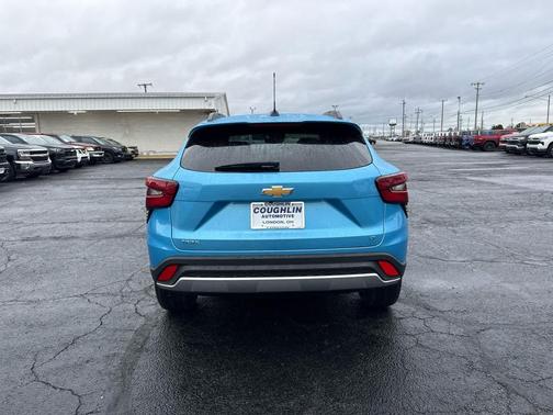 Marina Blue Metallic 2026 Chevrolet Trax LT