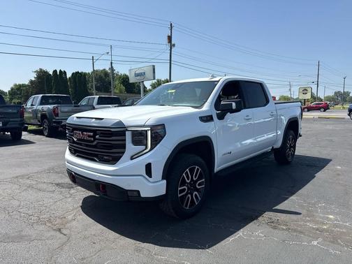 Summit White 2022 GMC Sierra 1500 AT4