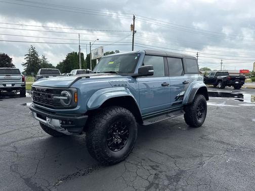 Azure Gray Metallic Tri-Coat 2024 Ford Bronco Raptor