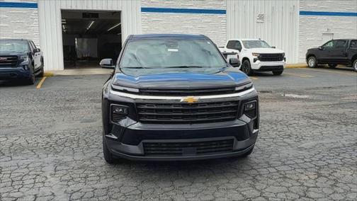 2024 Chevrolet Traverse LS